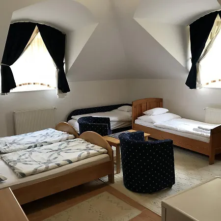 Casa de hóspedes Silvanus Panzió Lenti